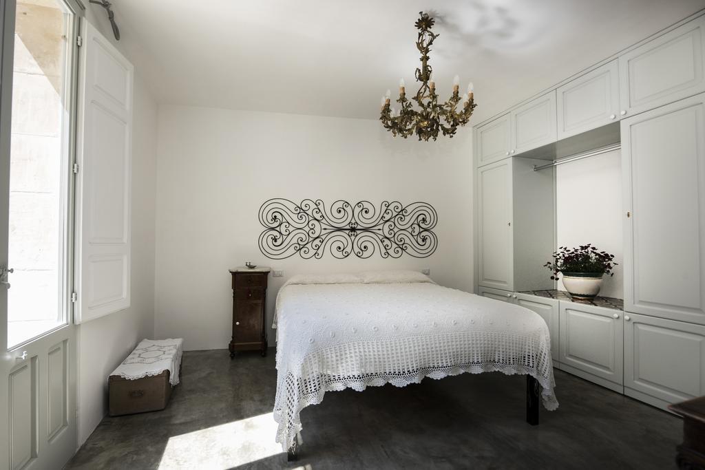 Sanbartolomeo Casa & Putia Bed & Breakfast Scicli Exterior photo